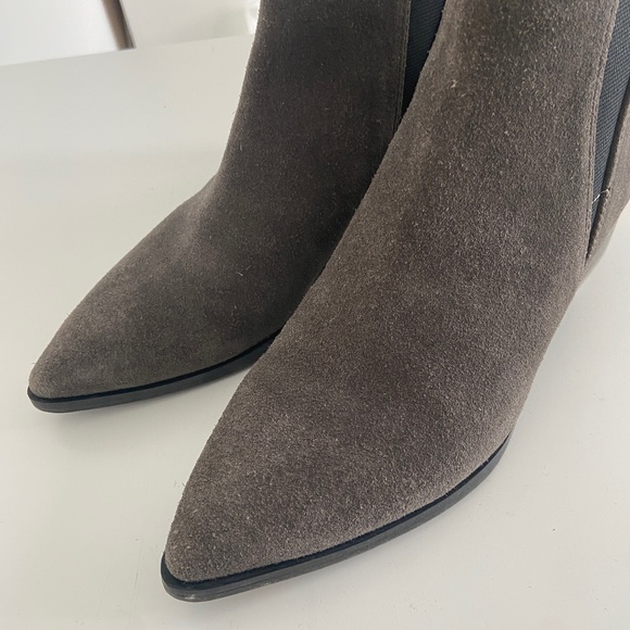 SOLD - Picture 2 of 4